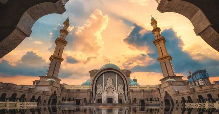 সব ধরনের ক্ষতি থেকে বাঁচার দোয়া