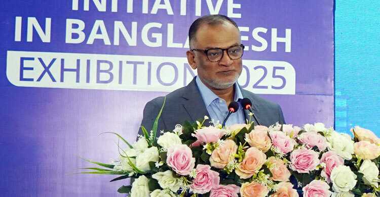 চীনকে বাংলাদেশে মানসম্পন্ন গাড়ি উৎপাদনের আহ্বান বাণিজ্য উপদেষ্টার